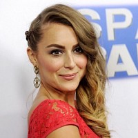 alexa-vega-630751-w200.jpg