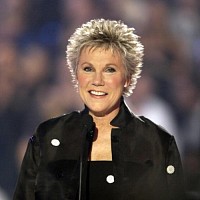 anne-murray-637694-w200.jpg