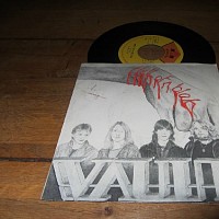 vault-591395-w200.jpg